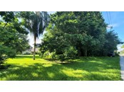 Vacant Land for sale at 920 51st St W, Bradenton, FL 34209 - MLS Number is A4513381
