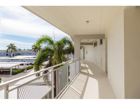 Condo for sale at 100 Sands Point Rd #323, Longboat Key, FL 34228 - MLS Number is A4517962