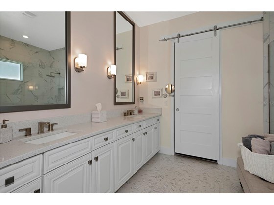 Master en suite feels like a spa - Single Family Home for sale at 2113 5th St E, Palmetto, FL 34221 - MLS Number is A4518765
